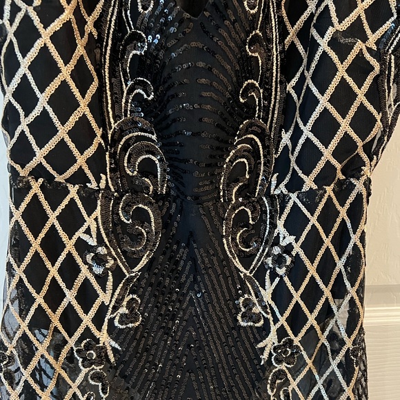 COPY - Banjul dress, body suit under with see through portions - Picture 3 of 8